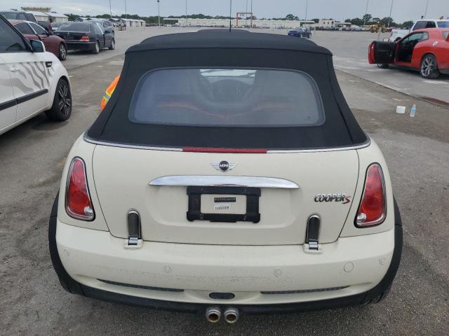 WMWRH33518TU80498 - 2008 MINI COOPER S WHITE photo 6