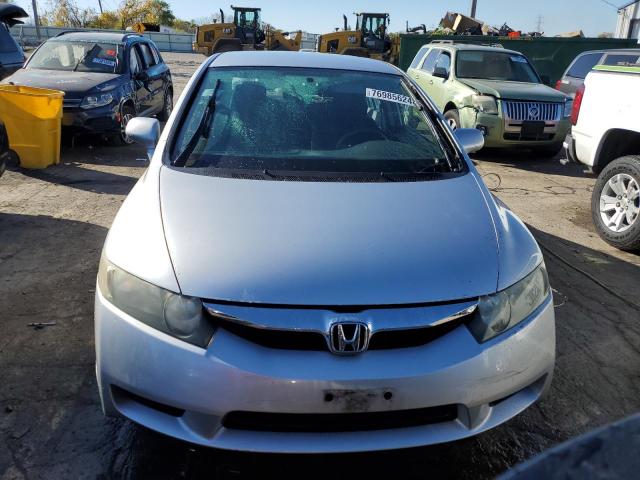 19XFA16699E007056 - 2009 HONDA CIVIC LX-S 银色 照片 5