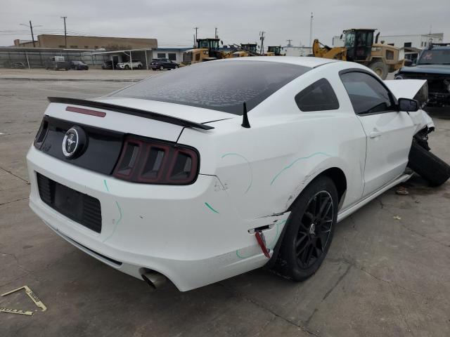 1ZVBP8AMXE5321040 - 2014 FORD MUSTANG WHITE photo 3