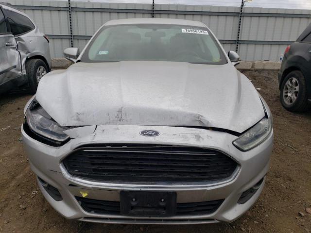 1FA6P0HD7E5368334 - 2014 FORD FUSION SE SILVER photo 5