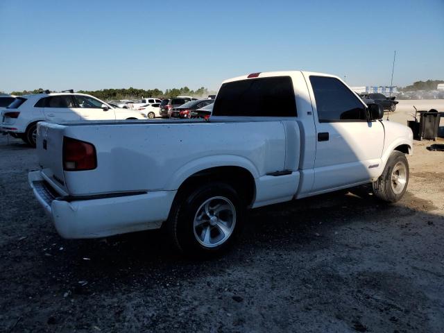 1GCCS145528122120 - 2002 CHEVROLET S TRUCK S10 WHITE photo 3