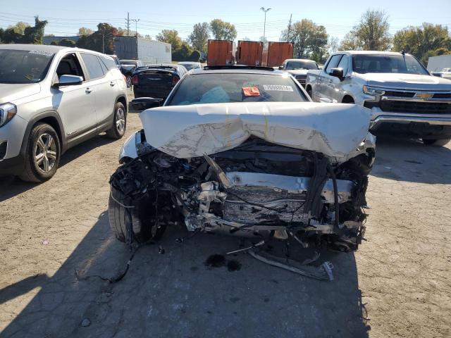 WBS43AZ07PCM54670 - 2023 BMW M4 COMPETITION WHITE photo 5