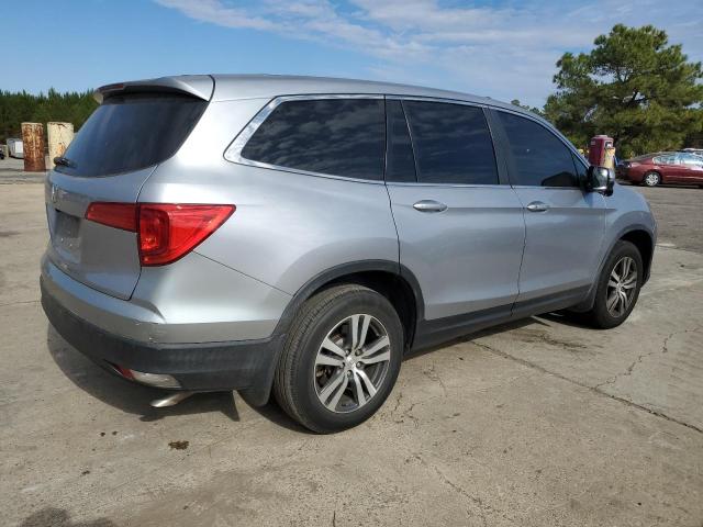 5FNYF5H81JB010872 - 2018 HONDA PILOT EXL SILVER photo 3