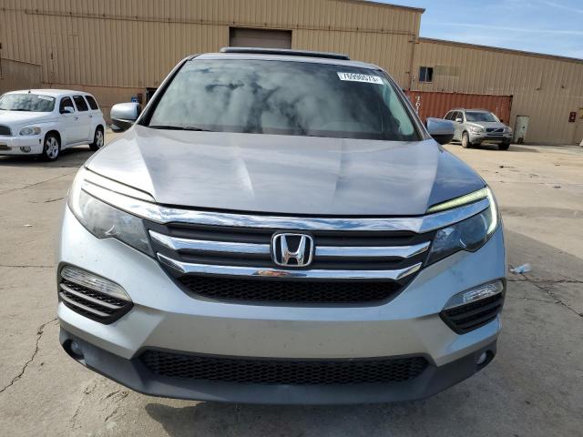 5FNYF5H81JB010872 - 2018 HONDA PILOT EXL SILVER photo 5