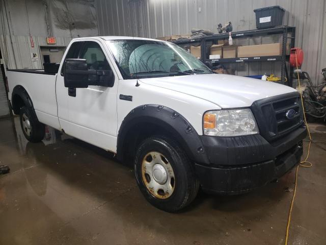 1FTRF12245NC08404 - 2005 FORD F150 WHITE photo 4