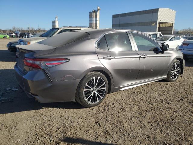 4T1B11HK8JU588415 - 2018 TOYOTA CAMRY L GRAY photo 3