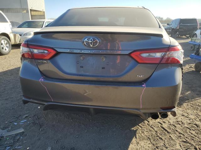 4T1B11HK8JU588415 - 2018 TOYOTA CAMRY L GRAY photo 6