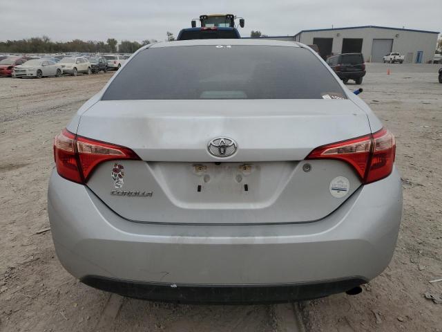 5YFBURHE8HP722996 - 2017 TOYOTA COROLLA L SILVER photo 6