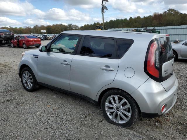 KNDJP3A52H7477088 - 2017 KIA SOUL + SILVER photo 2