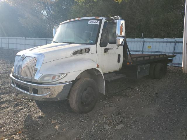 2005 INTERNATIONAL 4000 4300, 