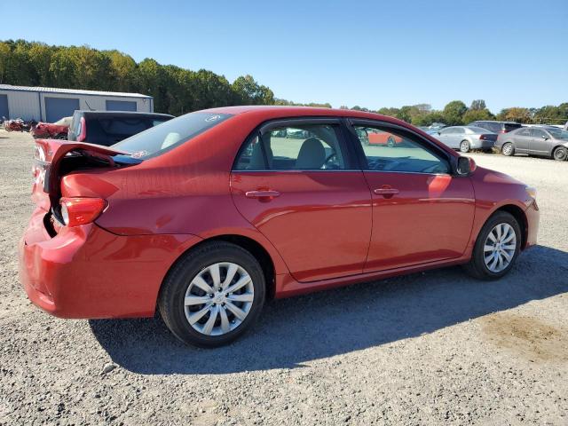 5YFBU4EE7DP218487 - 2013 TOYOTA COROLLA BASE RED photo 3