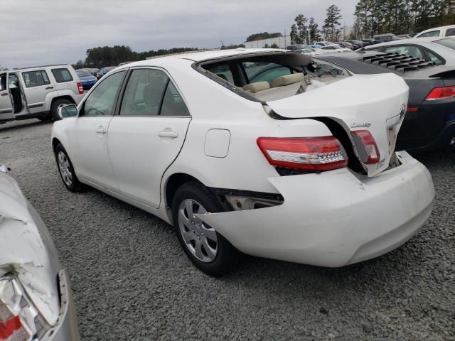 4T1BF3EK2BU637210 - 2011 TOYOTA CAMRY BASE WHITE photo 2