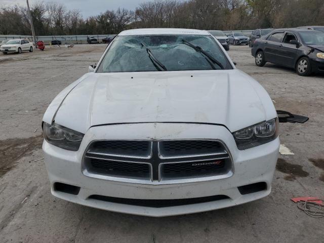 2C3CDXBG7DH664919 - 2013 DODGE CHARGER SE WHITE photo 5