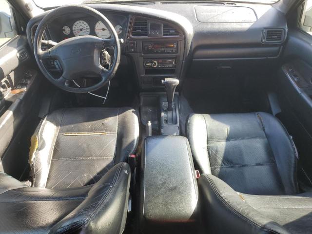 JN8DR09X41W562560 - 2001 NISSAN PATHFINDER LE 银色 照片 8