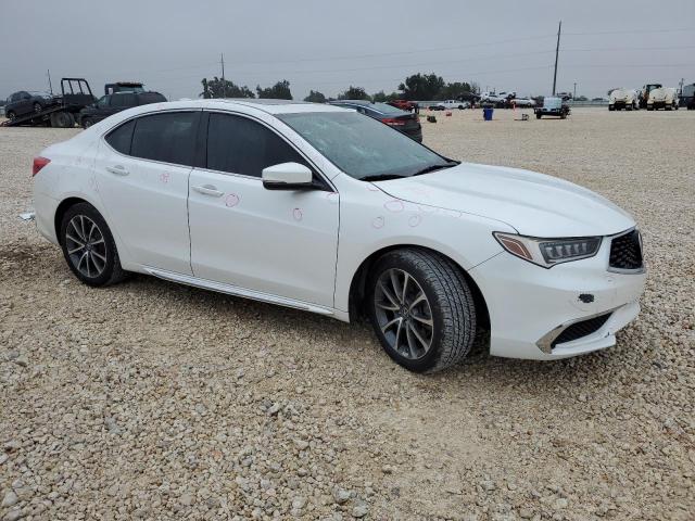 19UUB2F56JA010636 - 2018 ACURA TLX TECH WHITE photo 4