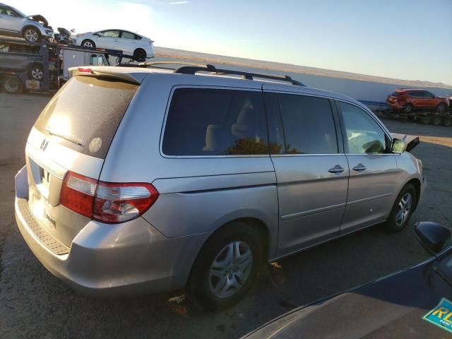 5FNRL38497B418799 - 2007 HONDA ODYSSEY EX SILVER photo 3