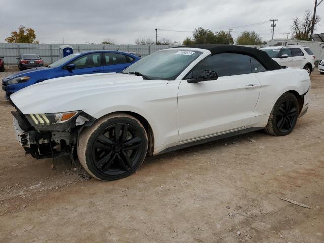 1FATP8UH8G5245347 - 2016 FORD MUSTANG WHITE photo 1