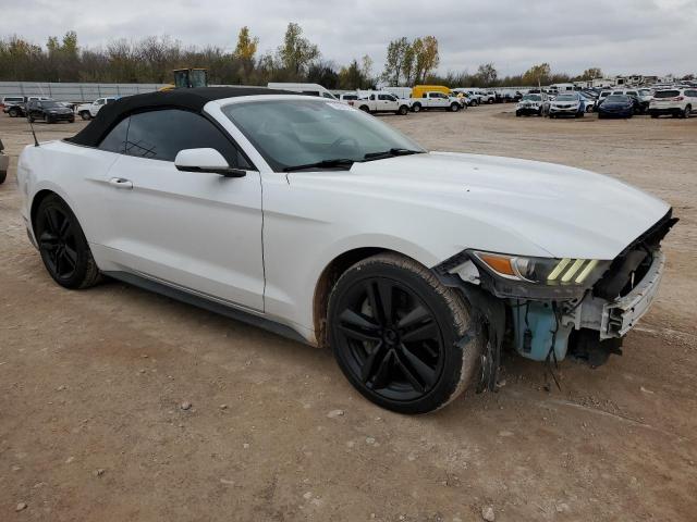 1FATP8UH8G5245347 - 2016 FORD MUSTANG WHITE photo 4