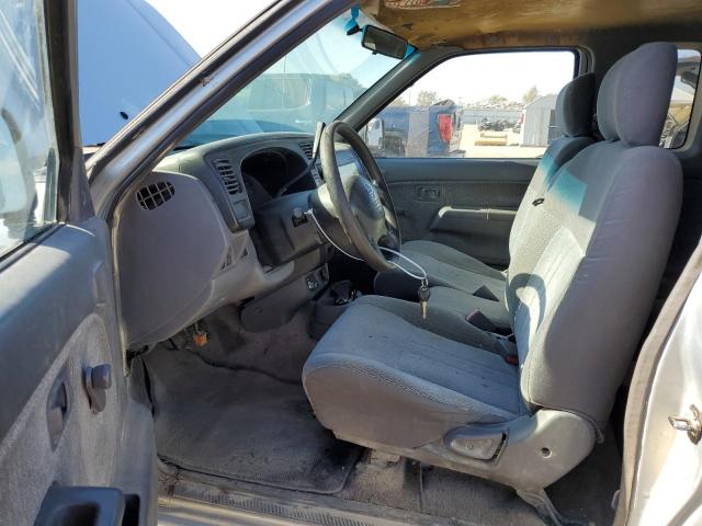 1N6DD26SXYC367019 - 2000 NISSAN FRONTIER KING CAB XE SILVER photo 7