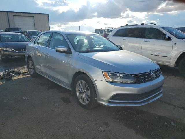 3VWD67AJXGM320317 - 2016 VOLKSWAGEN JETTA SE SILVER photo 4