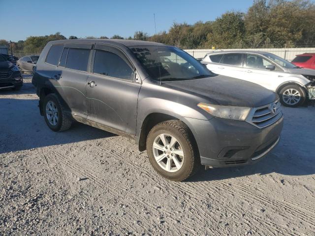 5TDZK3EH0BS046896 - 2011 TOYOTA HIGHLANDER BASE GRAY photo 4