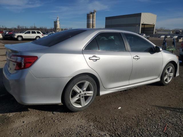 4T1BF1FK4EU309021 - 2014 TOYOTA CAMRY L SILVER photo 3