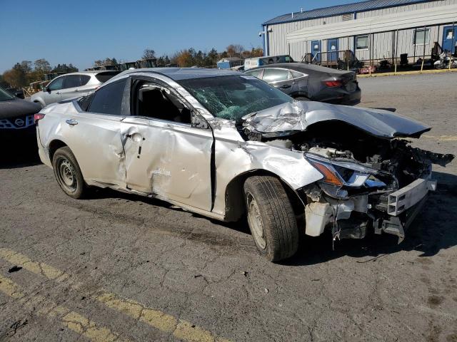 1N4BL4BV8KC127814 - 2019 NISSAN ALTIMA S SILVER photo 4