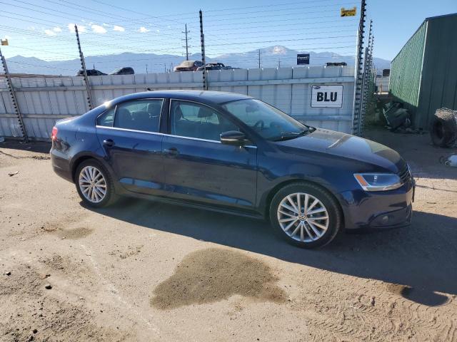 3VWLL7AJ7EM381187 - 2014 VOLKSWAGEN JETTA TDI BLUE photo 4