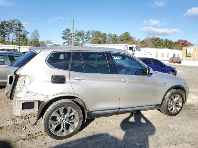 5UXWZ7C3XH0V94346 - 2017 BMW X3 SDRIVE28I SILVER photo 3