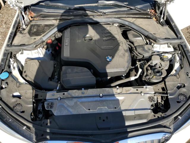 3MW5R1J02L8B26416 - 2020 BMW 330I WHITE photo 11