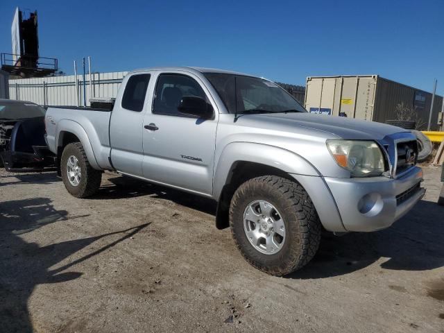 5TEUU42N26Z316613 - 2006 TOYOTA TACOMA ACCESS CAB ვერცხლისფერი ფოტო 4