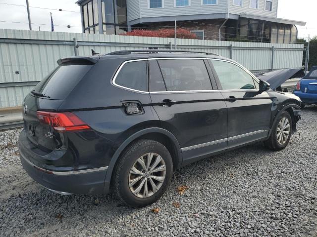 3VV2B7AX7JM112124 - 2018 VOLKSWAGEN TIGUAN SE BLACK photo 3