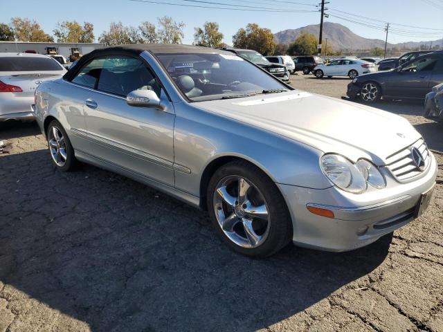 WDBTK65GX5T040543 - 2005 MERCEDES-BENZ CLK 320 SILVER photo 4