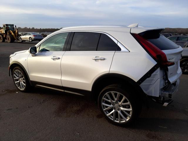 1GYFZBR43MF081395 - 2021 CADILLAC XT4 LUXURY WHITE photo 2