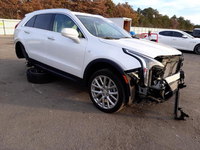 1GYFZBR43MF081395 - 2021 CADILLAC XT4 LUXURY WHITE photo 4