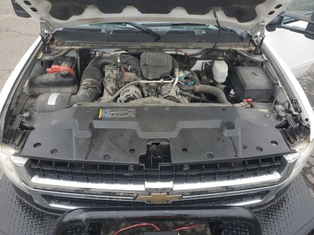 1GCJK33618F206520 - 2008 CHEVROLET SILVERADO K3500 WHITE photo 11