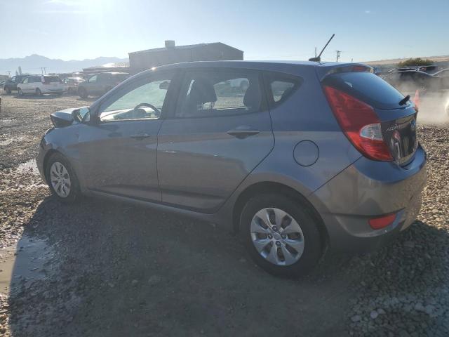 KMHCT5AE2GU255484 - 2016 HYUNDAI ACCENT SE GRAY photo 2