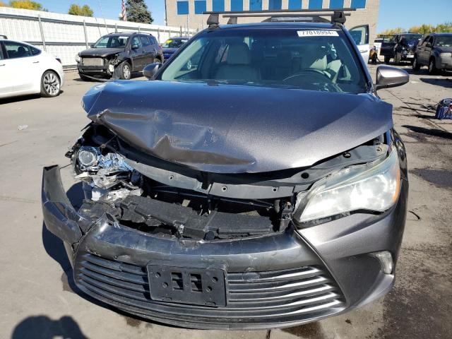 4T1BD1FK7FU175256 - 2015 TOYOTA CAMRY HYBRID CHARCOAL photo 5