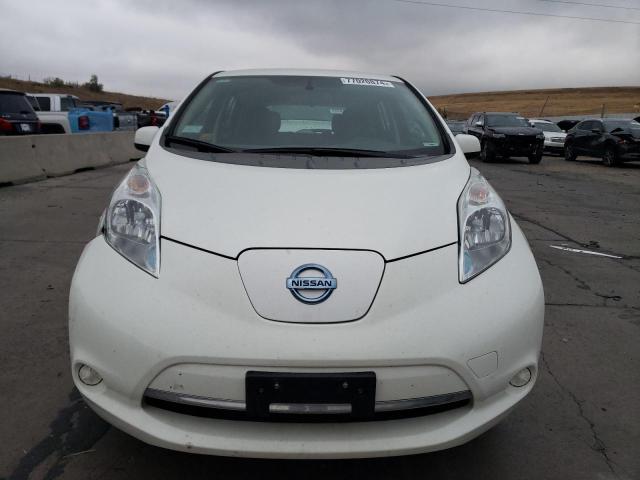 1N4BZ0CP0HC311984 - 2017 NISSAN LEAF S WHITE photo 5