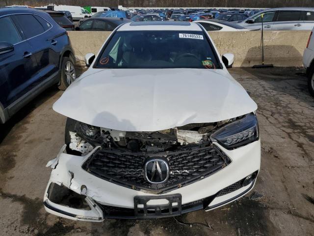19UUB2F68JA008637 - 2018 ACURA TLX TECH+A WHITE photo 5