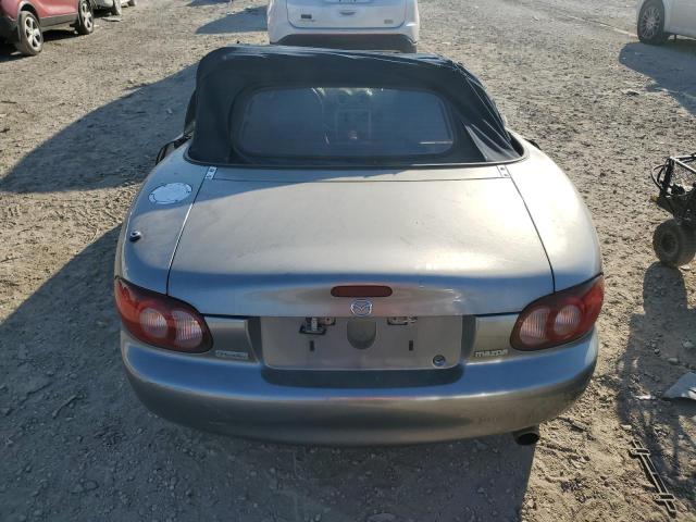 JM1NB353830306632 - 2003 MAZDA MX-5 MIATA BASE GRAY photo 6