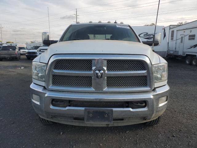 3C63RRHLXJG373265 - 2018 RAM 3500 SLT WHITE photo 5