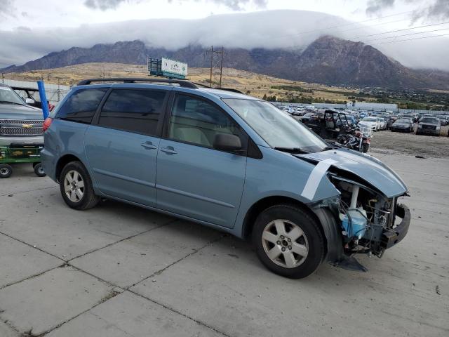 5TDZK23C57S093463 - 2007 TOYOTA SIENNA CE BLUE photo 4