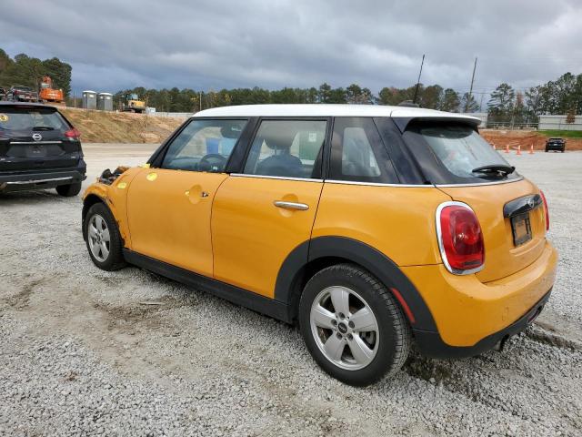 WMWXU1C51G2D12326 - 2016 MINI COOPER GOLD photo 2