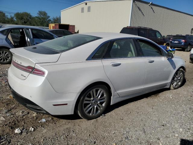 3LN6L2G93ER826605 - 2014 LINCOLN MKZ WHITE photo 3