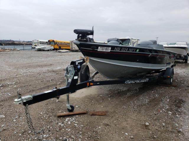 LBBCV383J405 - 2005 LUND BOAT BLACK photo 2