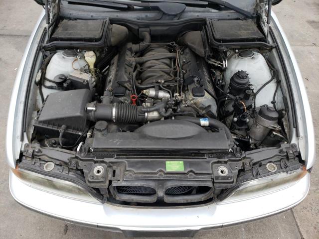 WBADE6327VBW53064 - 1997 BMW 540 I AUTOMATIC فضي صورة 11