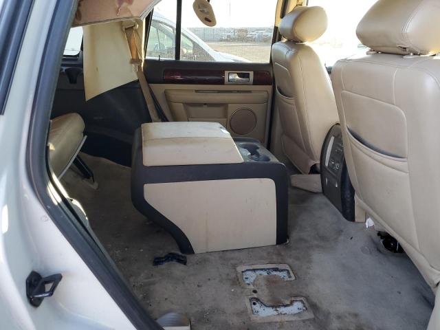 5LMFU27576LJ05050 - 2006 LINCOLN NAVIGATOR 奶油色 照片 11