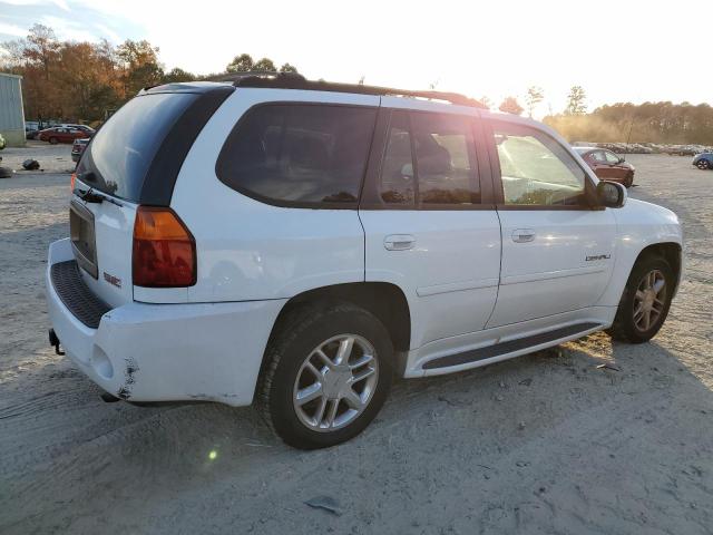 1GKET63M362112856 - 2006 GMC ENVOY DENALI WHITE photo 3