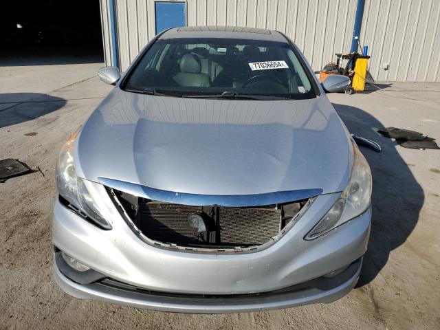 5NPEC4AC2EH814920 - 2014 HYUNDAI SONATA SE SILVER photo 5